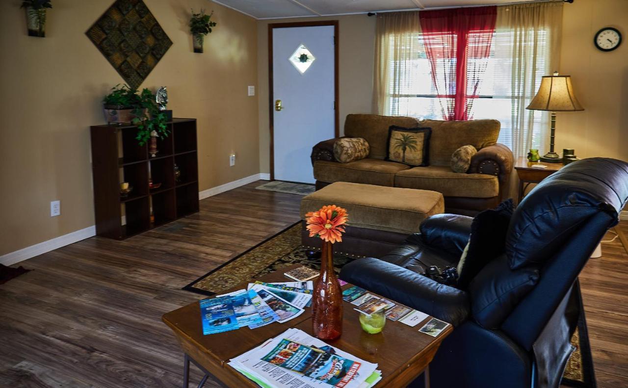 Room In Bb - Pleasant Days Bb Tropical Master Suite Homosassa Exterior photo